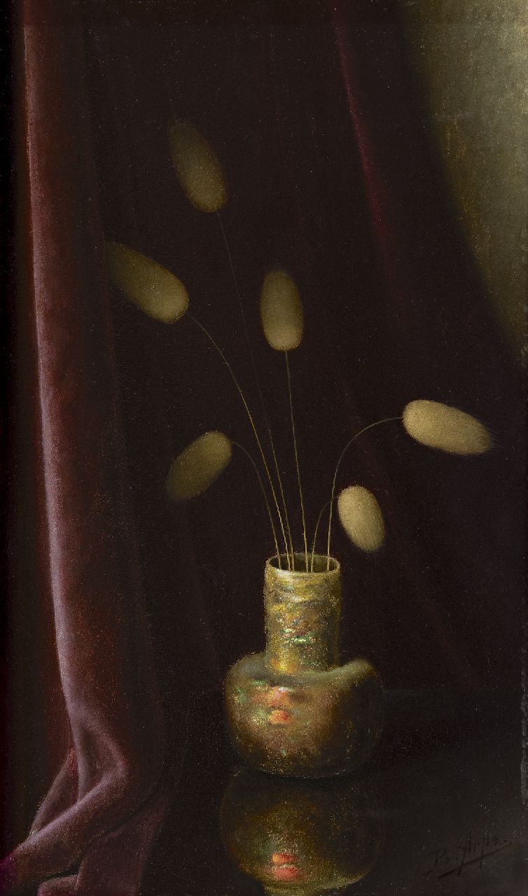 Bernardus Arps | Hazenstaartjes in Romeins vaasje, olieverf op paneel, 38,5 x 24,0 cm, gesigneerd r.o.