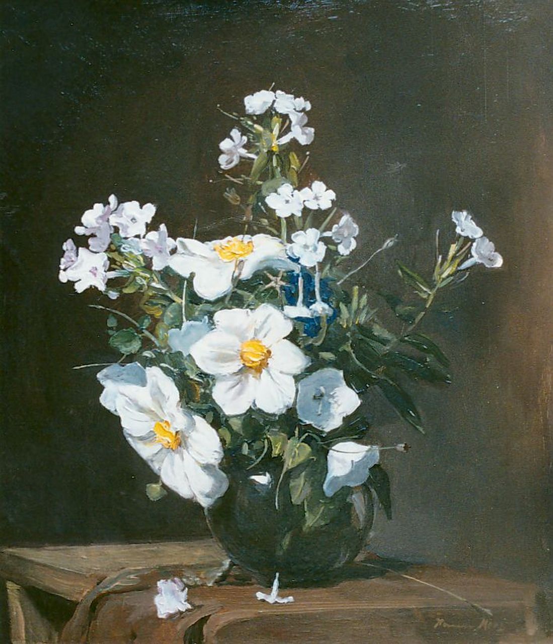 Mees M.A.  | Margaretha Agatha Mees, A flower still life with daisies and poppies, oil on canvas 44.2 x 38.7 cm, signed l.r.