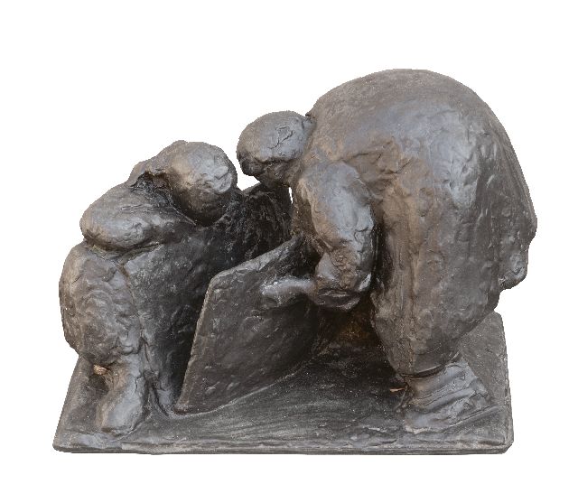 Hund C.  | Looking at pictures, bronze 21.0 x 29.0 cm, signed on the bottom and dated 1956 on the bottom