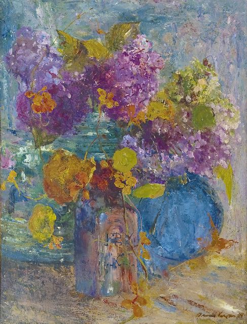 Floris Verster | Flessen met Oost-Indische kers en hortensia's, olieverf op doek, 73,7 x 56,5 cm, gesigneerd r.o. en gedateerd '94