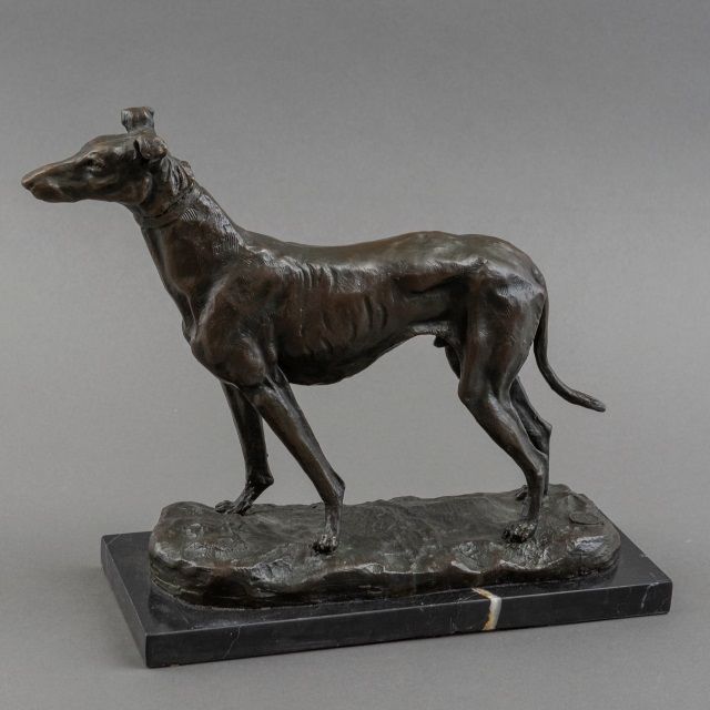 Emanuel Frémiet | Windhond, brons, 24,3 x 26,0 cm, gesigneerd op de basis