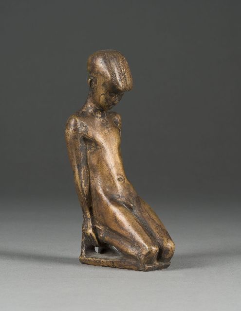 Kurt Lehmann | Knielende jongen, brons, 15,5 x 4,5 cm, te dateren 1947-1950
