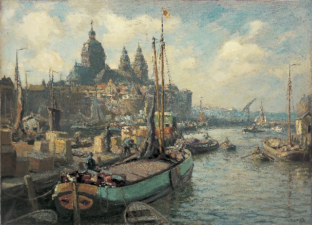 Moll E.  | Moored boats, with the St.-Nikolaaskerk and the Scheierstoren beyond, Amsterdam, oil on canvas 80.3 x 110.6 cm, signed l.r.